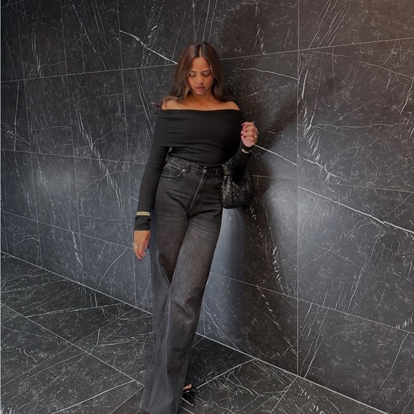 OFF THE SHOULDER knit top - Picture 2 of 2